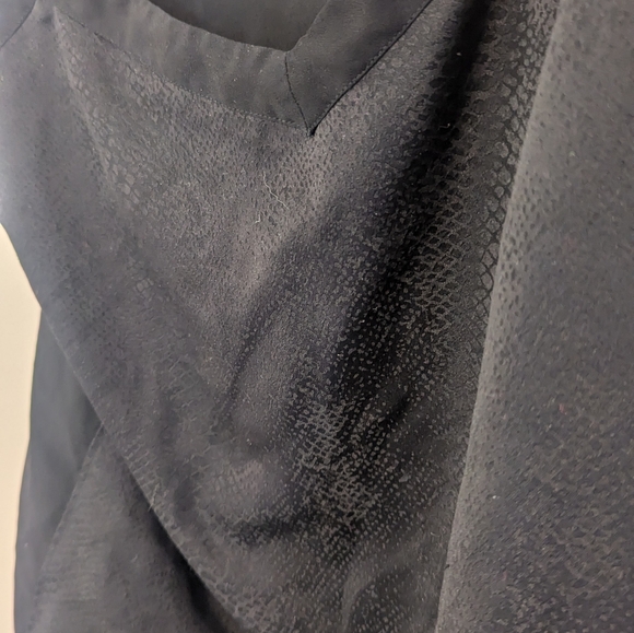 Le Chateau Snake Skin Black Tank - Picture 3 of 3